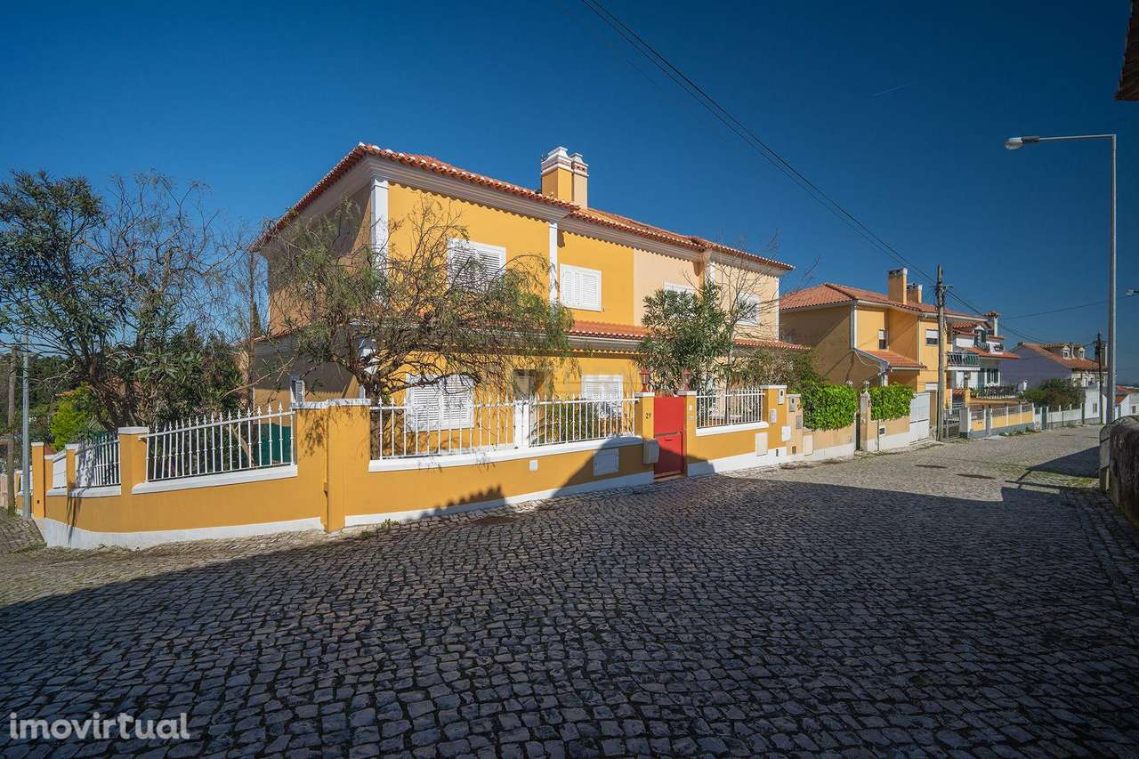 Moradia Renovada T5 com Jardim - Grande imagem: 2/60