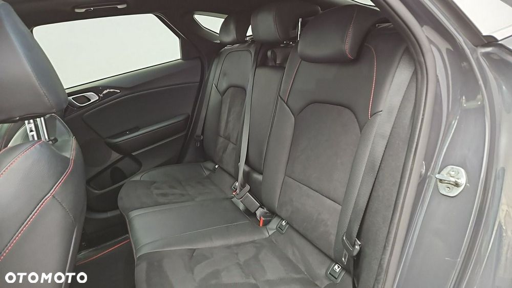 Kia ProCeed 1.6 T-GDI GT DCT - 21