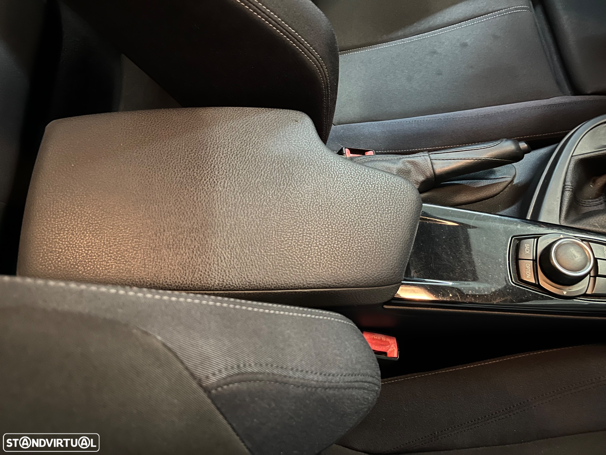BMW 320 d EfficientDynamics Line Sport - 27