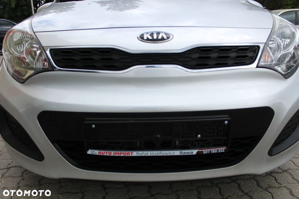 Kia Rio - 3