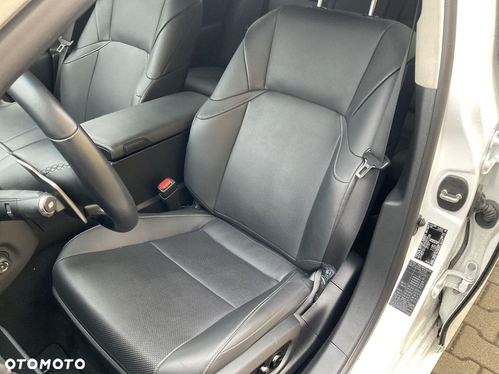 Lexus ES 300h Business Edition - 20