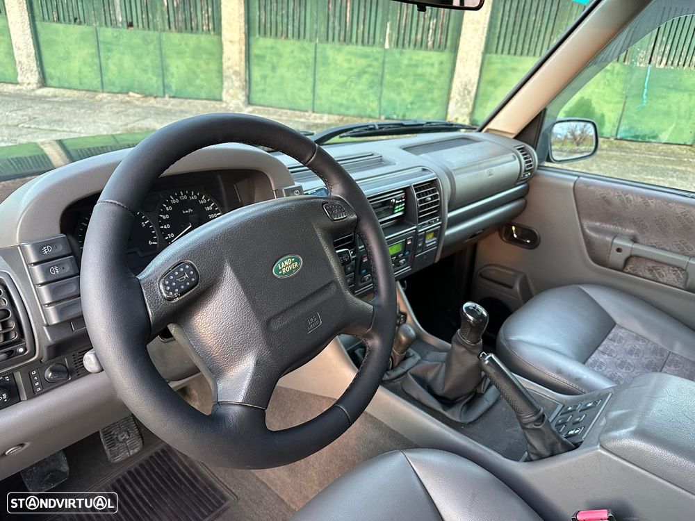 Land Rover Discovery TD5 Classic - 27