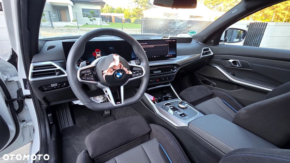BMW Seria 3 320d xDrive MHEV M Sport sport - 23