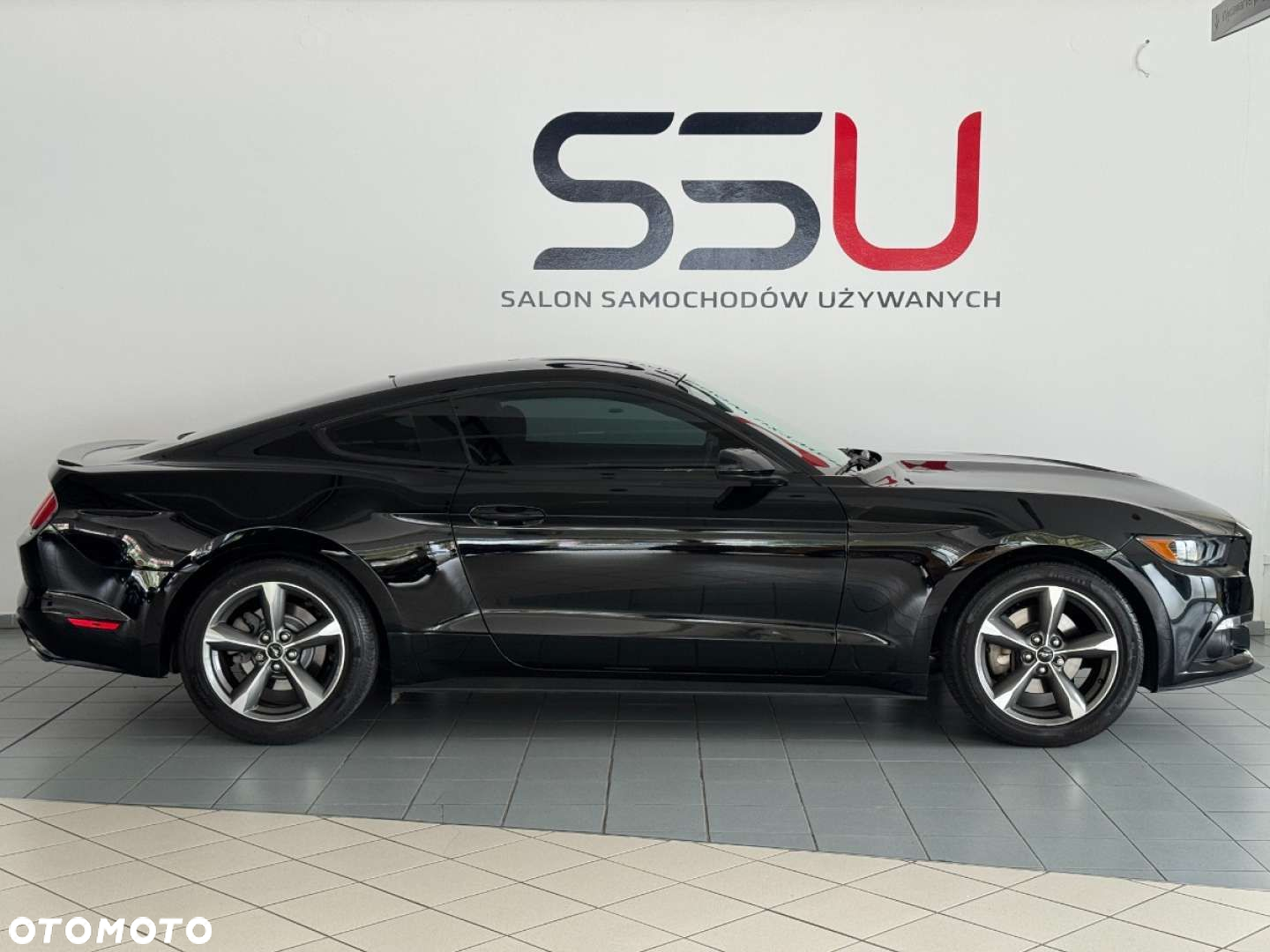 Ford Mustang - 12