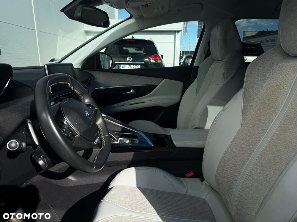 Peugeot 3008 1.2 PureTech Allure S&S EAT8 - 13
