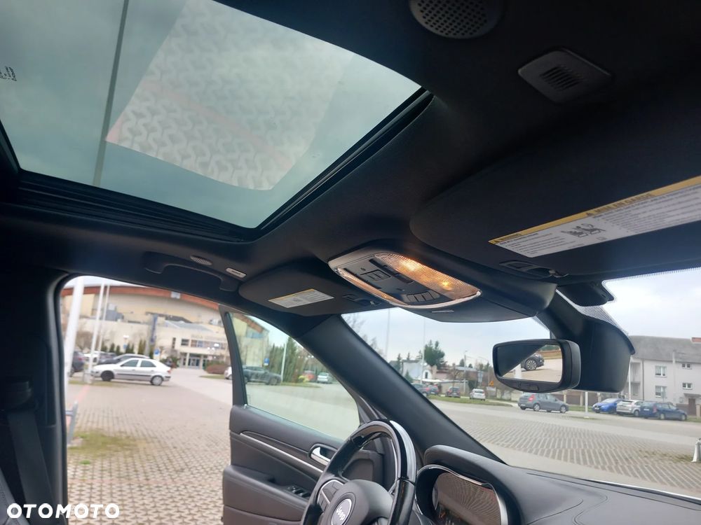 Jeep Grand Cherokee 3.6 V6 Overland - 29