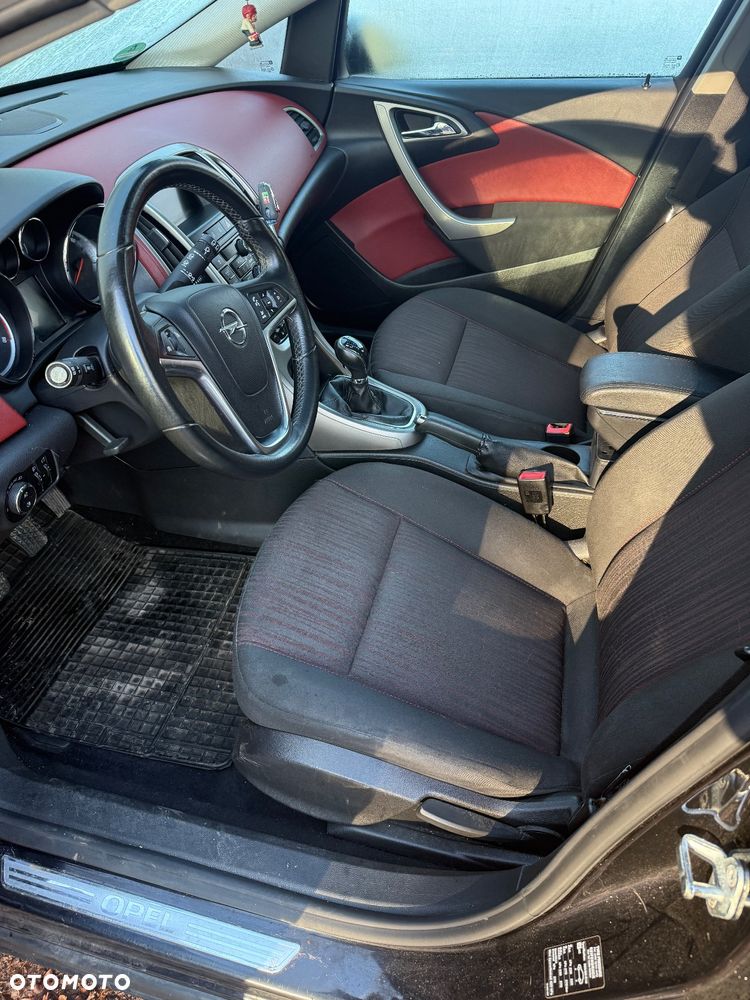 Opel Astra 1.4 Turbo Cosmo - 14