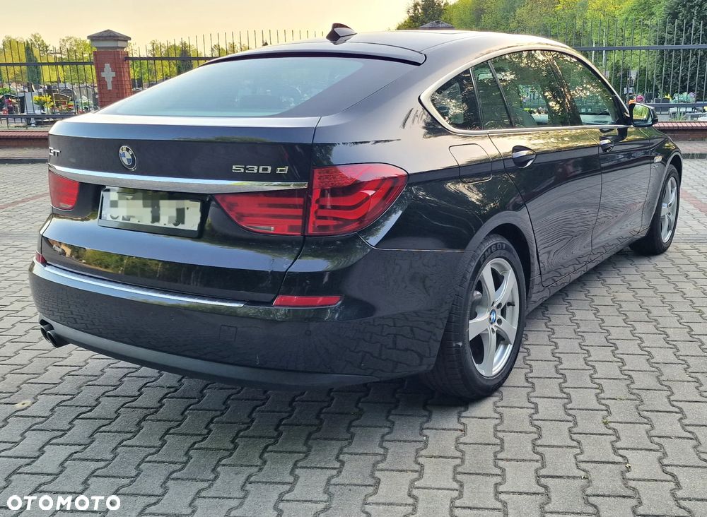 BMW 5GT - 9