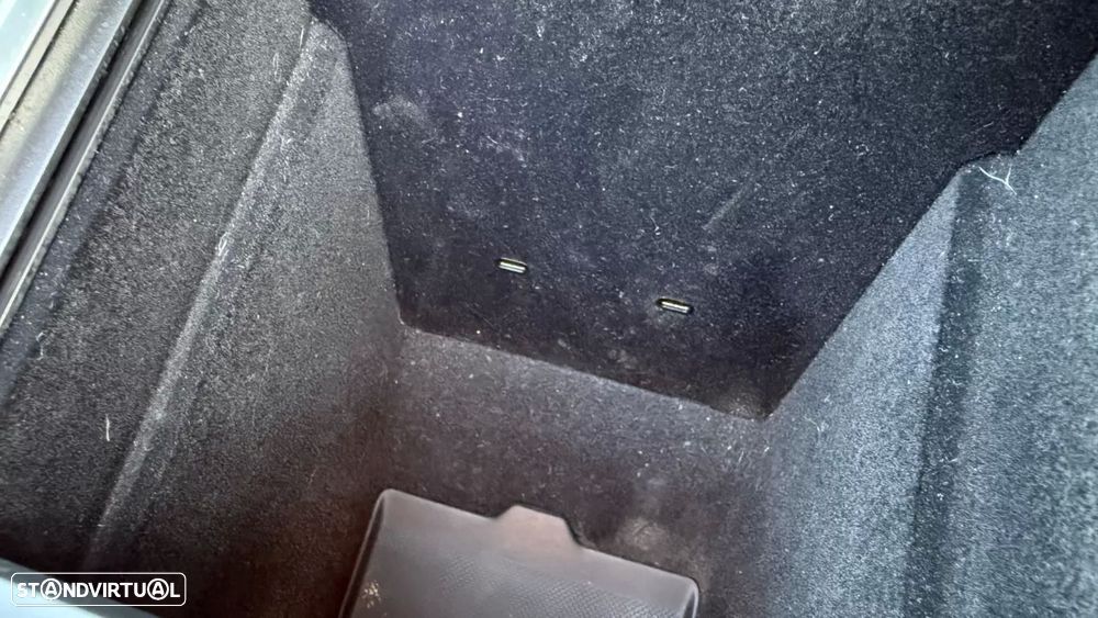 Tesla Model 3 Long Range Tração Integral - 31