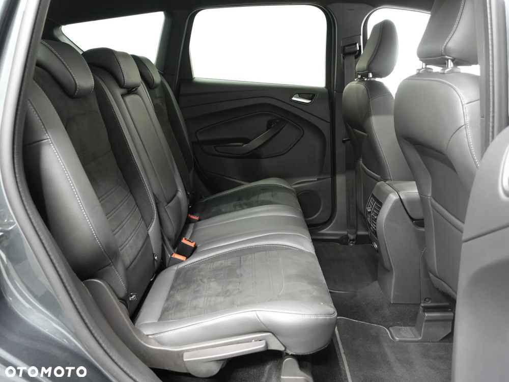 Ford Kuga 2.0 TDCi AWD ST-Line - 25