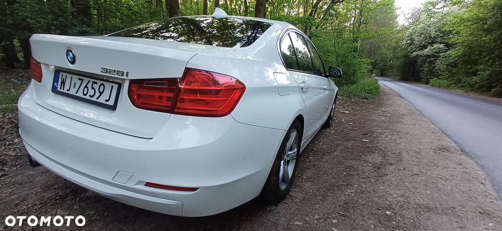 BMW Seria 3 - 18