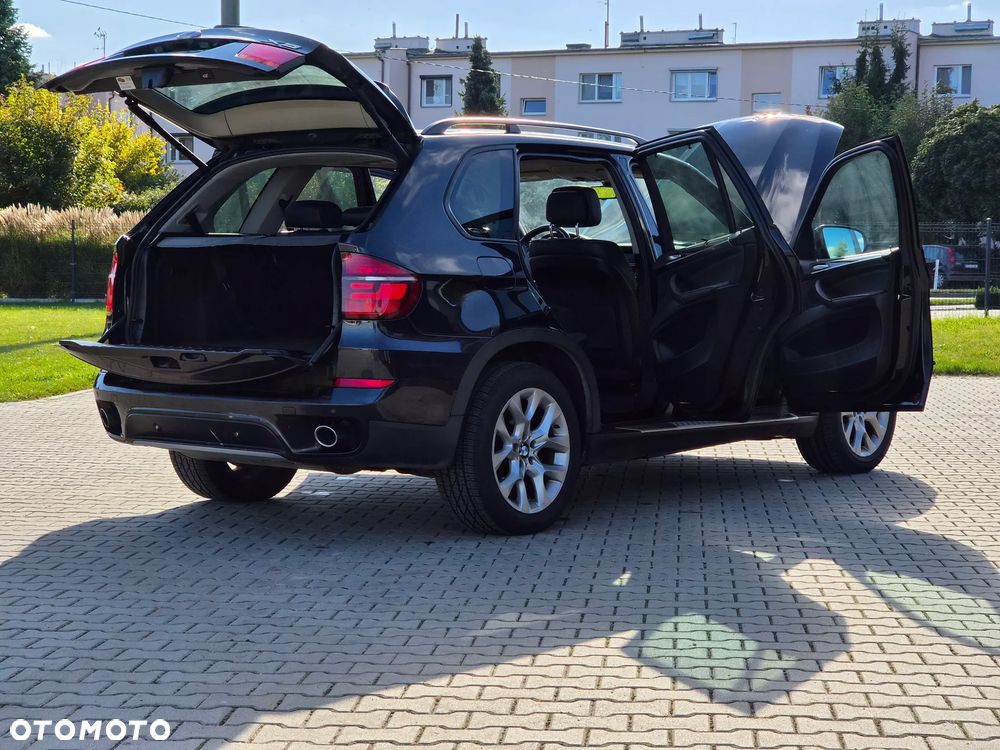 BMW X5 xDrive35i - 11