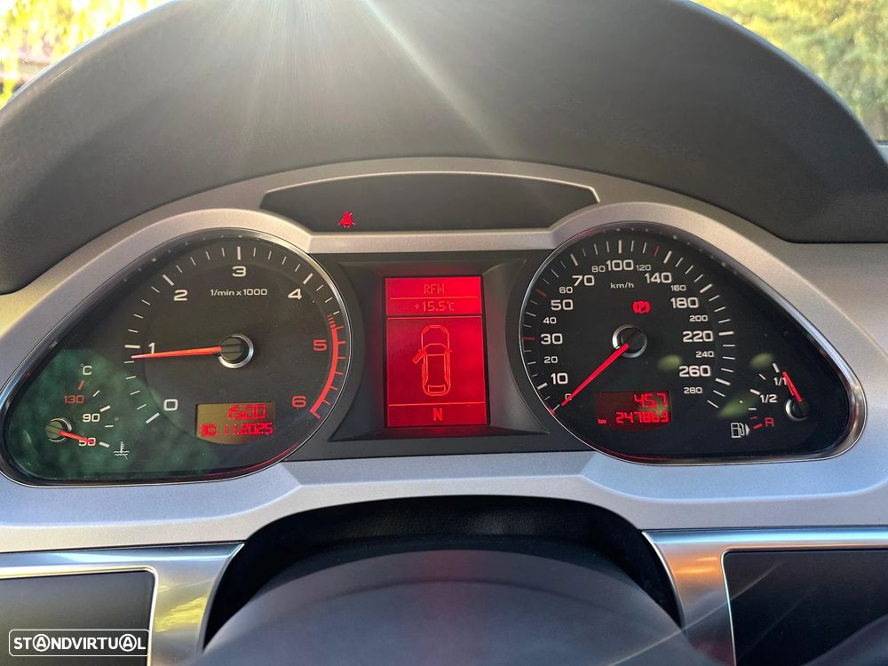 Audi A6 Avant 2.0 TDI Exclusive Multitronic - 9