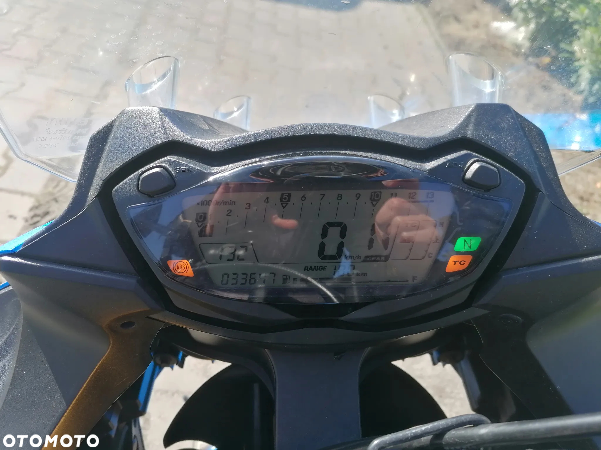 Suzuki GSX 1000 - 21