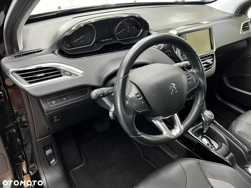 Peugeot 2008 PureTech 130 Stop&Start EAT6 Black Edition - 10