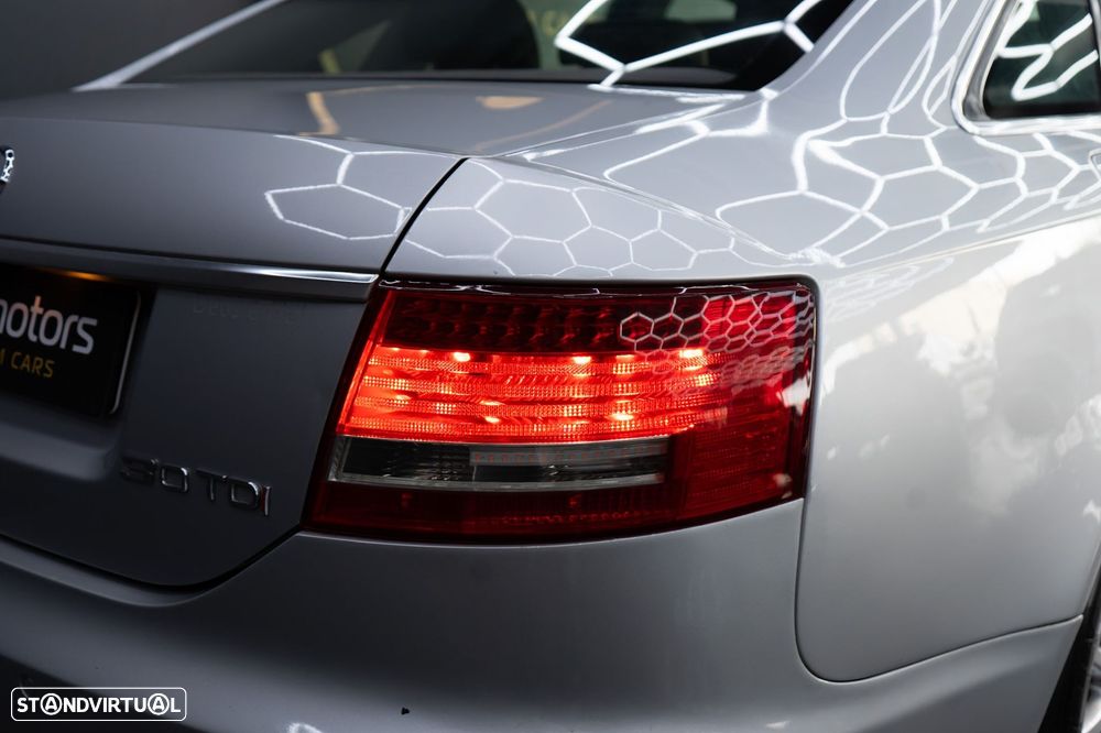 Audi A6 3.0 TDI V6 quattro Exclusive Tiptronic - 17
