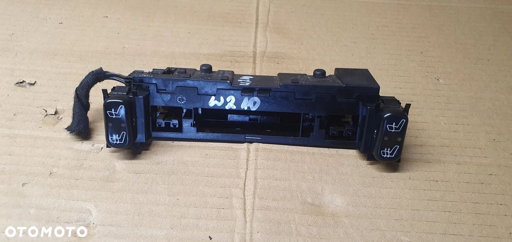 Przełącznik panel grzania foteli Mercedes E-Klasa W210 2108200151 - 1