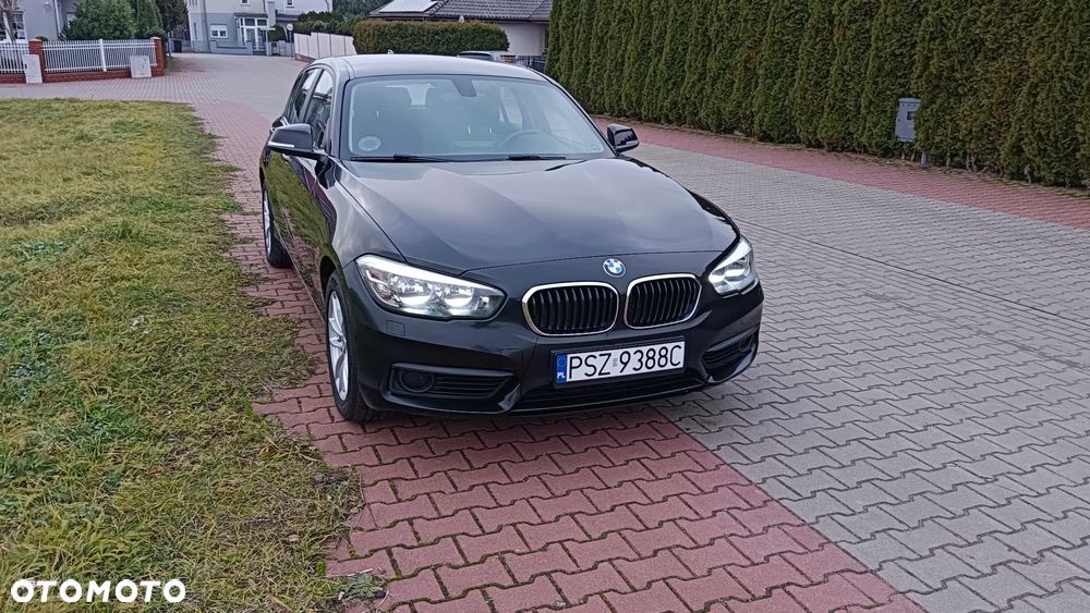 BMW Seria 1 118d Sport Line - 12