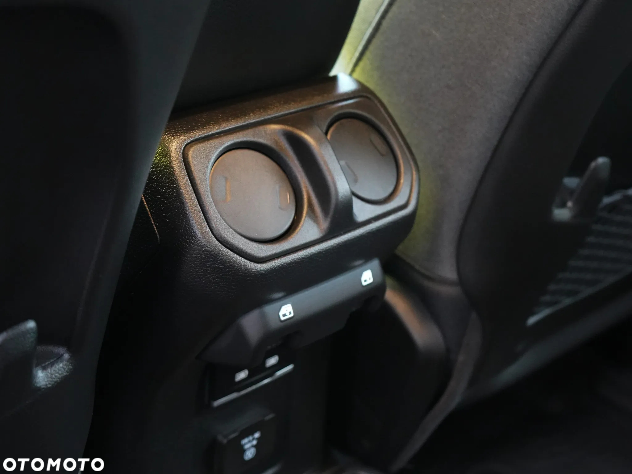 Jeep Wrangler - 21