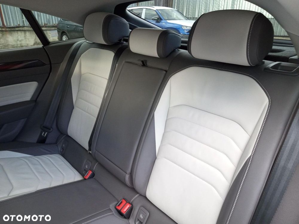 Volkswagen Arteon 2.0 TDI 4Motion Elegance DSG - 32