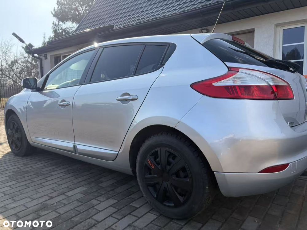Renault Megane 1.6 16V 110 Dynamique - 9