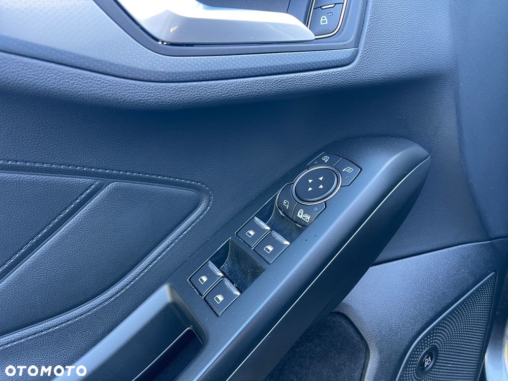 Ford Focus - 21