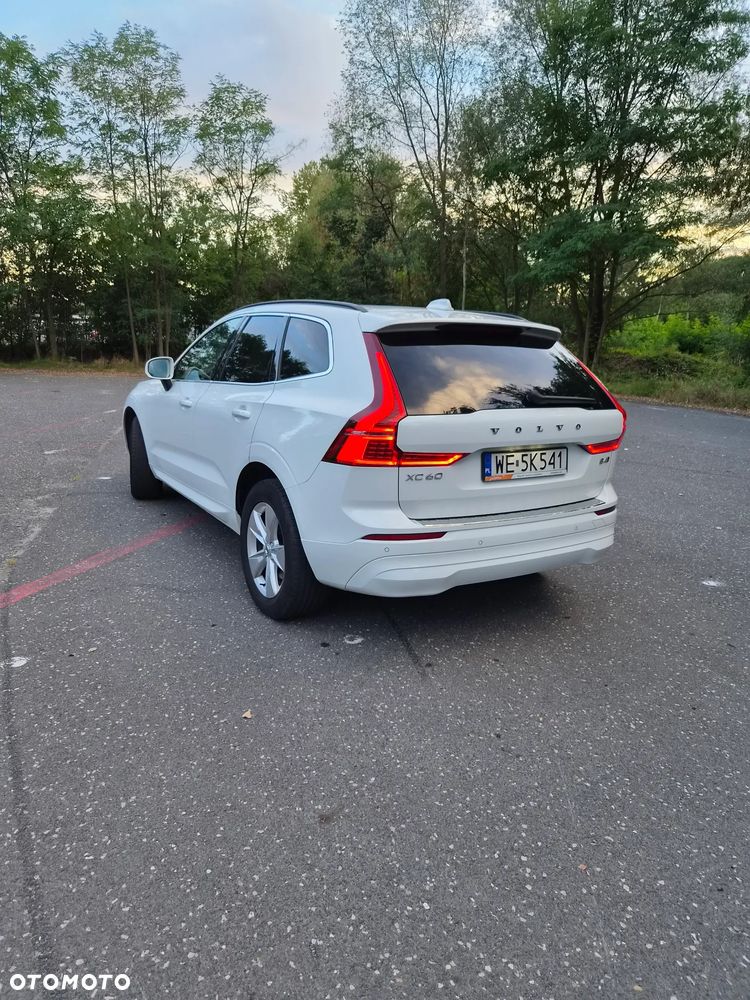 Volvo XC 60 B4 D AWD Momentum Pro - 6
