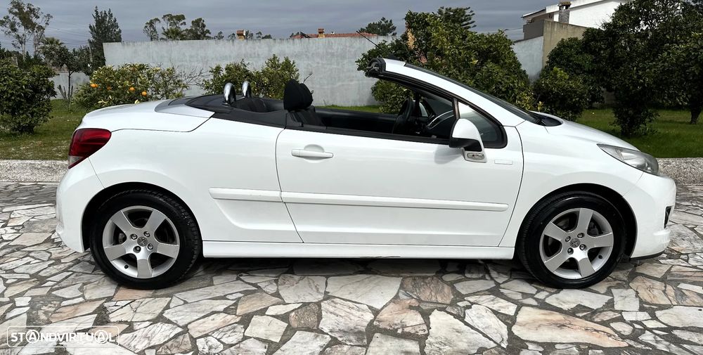 Peugeot 207 CC 1.6 SE 200 Anos - 7