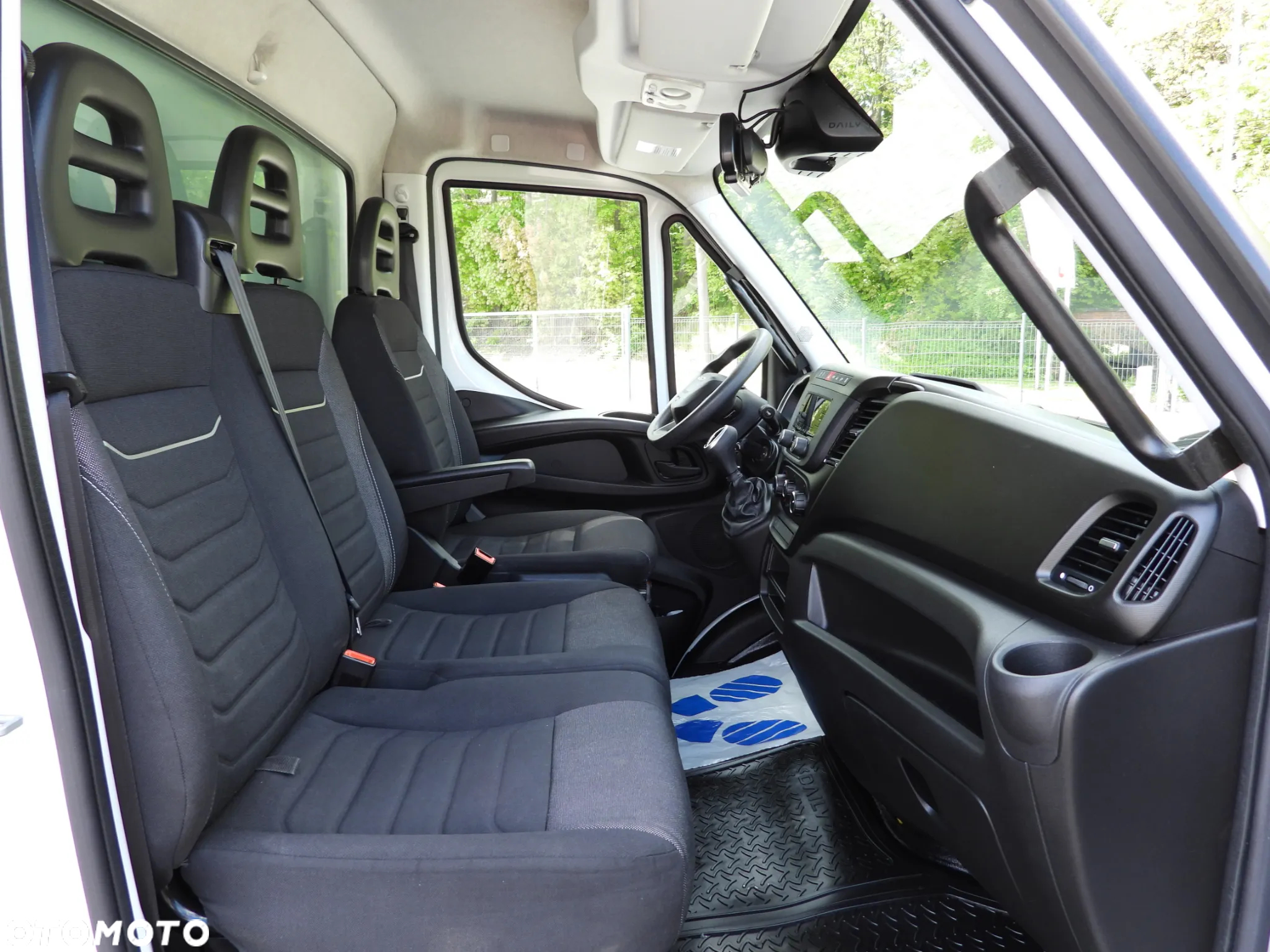 Iveco DAILY 35C16 KONTENER WINDA 8 PALET TEMPOMAT AUTOMAT HI-MATIC BLIŹNIACZE KOŁA KLIMATYZACJA 160KM [ 708305 ] - 34