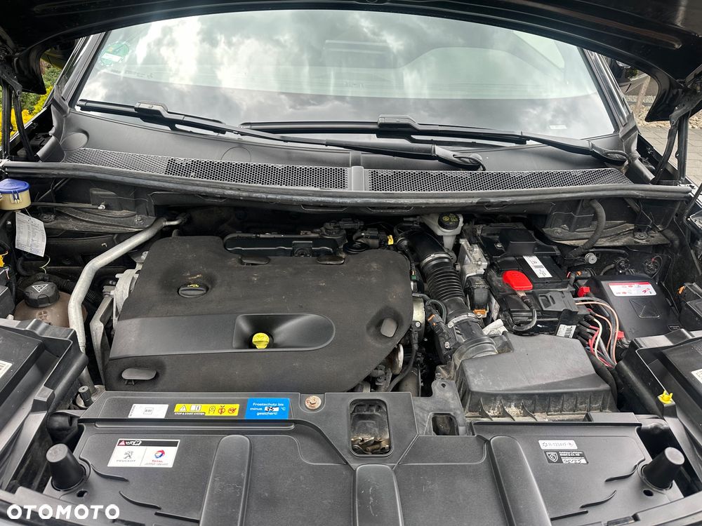 Peugeot 5008 - 6