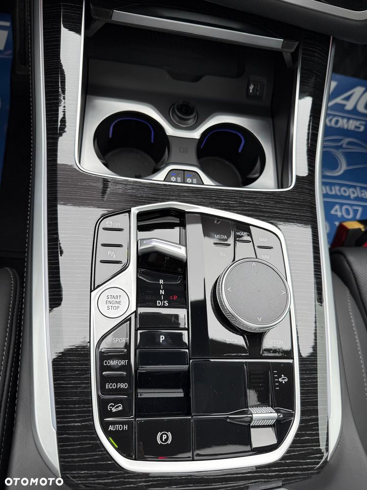 BMW X5 xDrive30d mHEV - 34