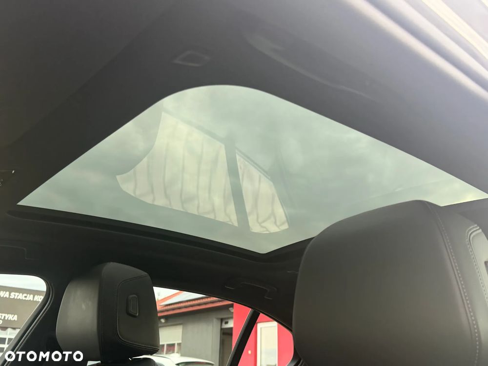 BMW Seria 5 520d xDrive mHEV M Sport - 8