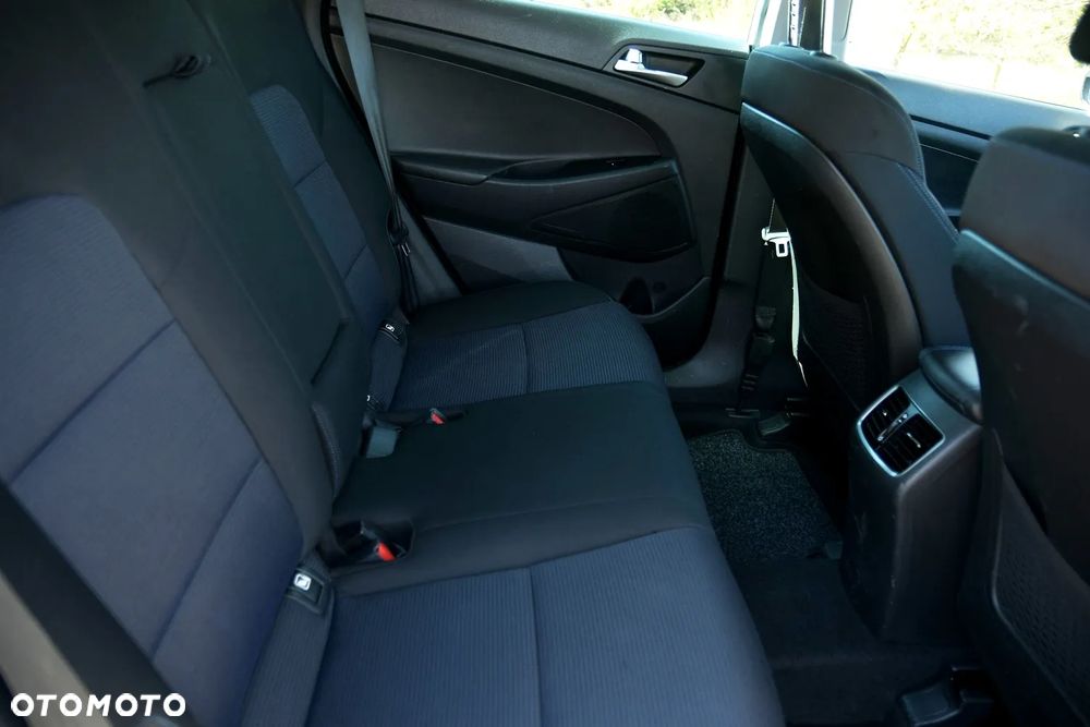 Hyundai Tucson 2.0 CRDI 2WD Style - 24