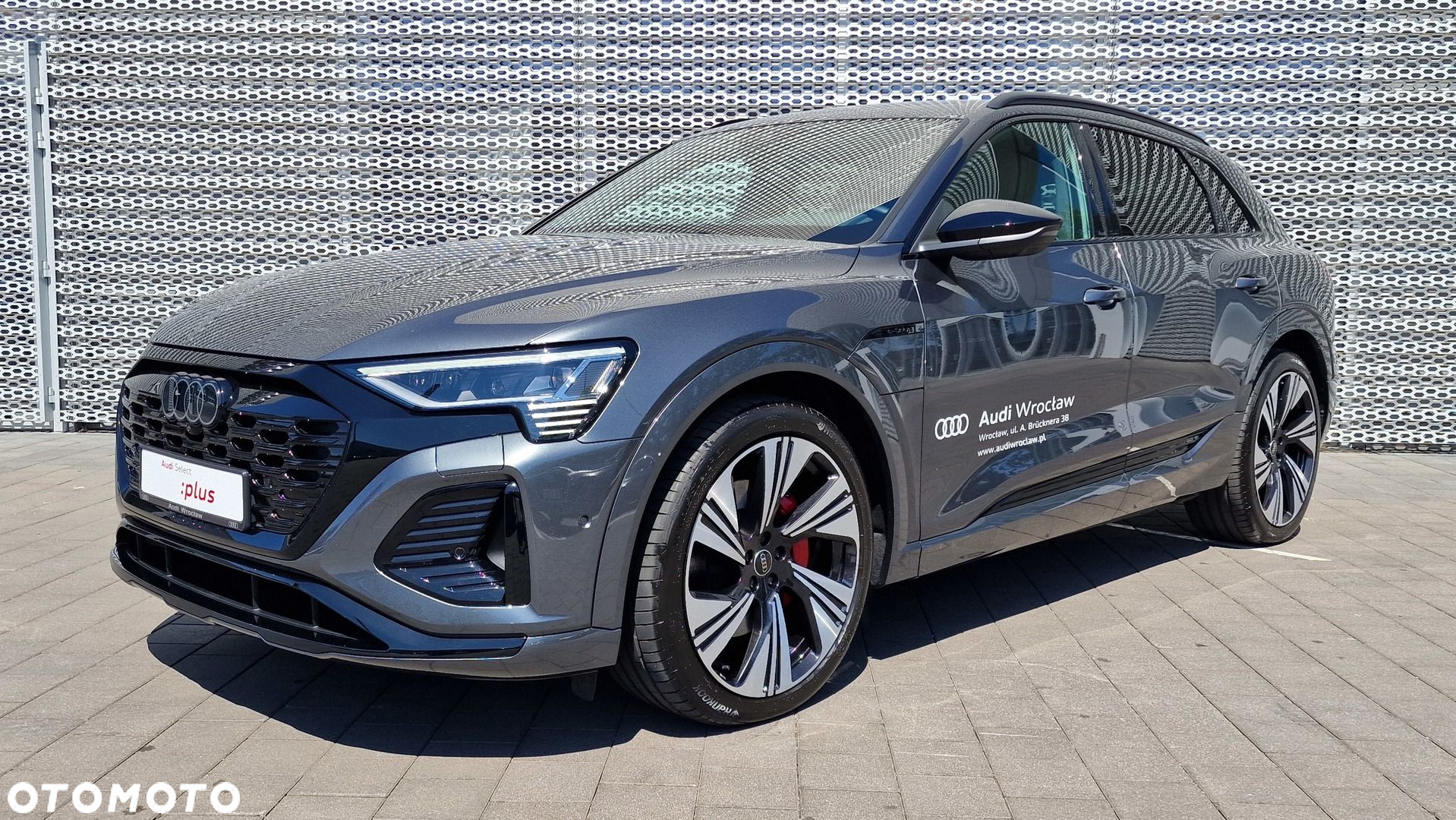 Audi Q8 - 4