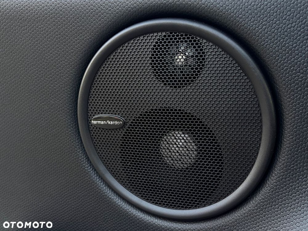 MINI John Cooper Works - 25