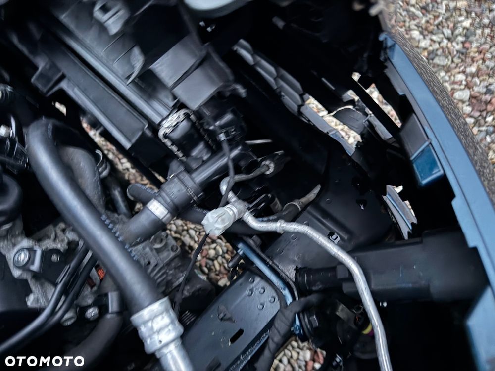 Skoda Karoq 2.0 TDI SCR 4x4 Scout DSG - 27