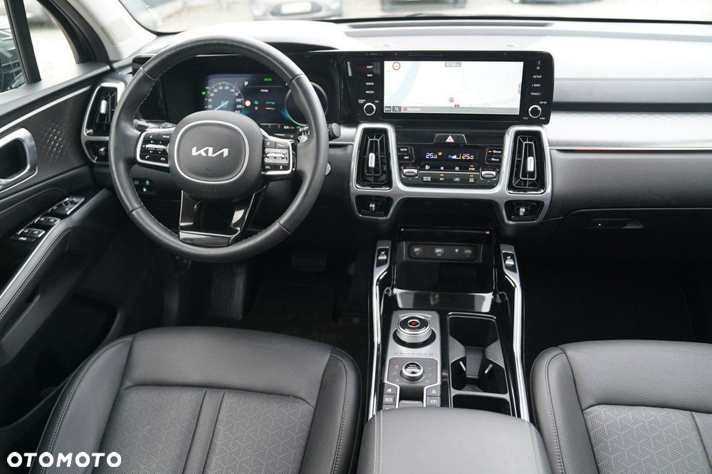Kia Sorento - 29