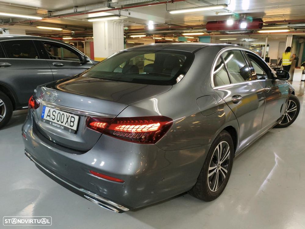Mercedes-Benz E 220 - 4