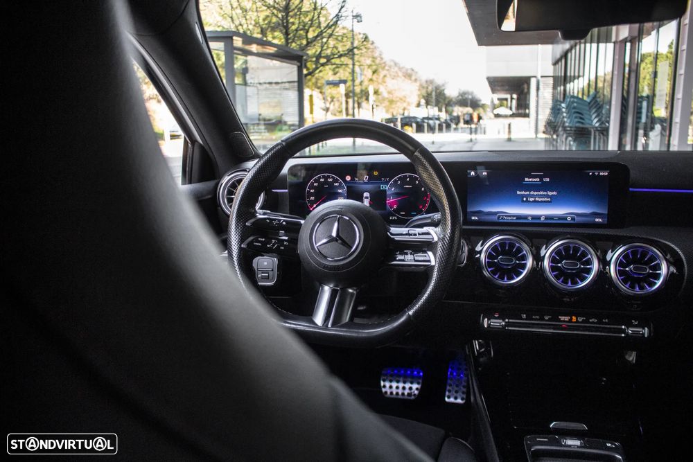 Mercedes-Benz A 200 AMG Line Aut. - 30