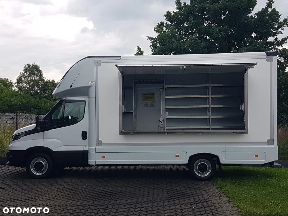 Iveco DAILY SKLEP FOODTRUCK BAR KONTENER NISKOPODŁOGOWY 4,44x2,23x2,42 KLIMA 35S14 DMC 3500KG - 12