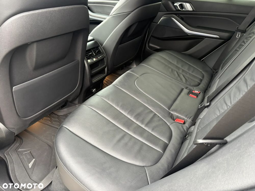 BMW X5 xDrive30d sport - 23