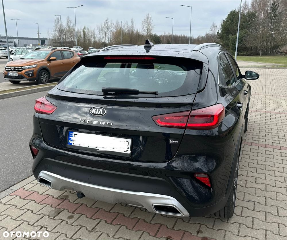 Kia XCeed 1.4 T-GDI L Business Line DCT - 4