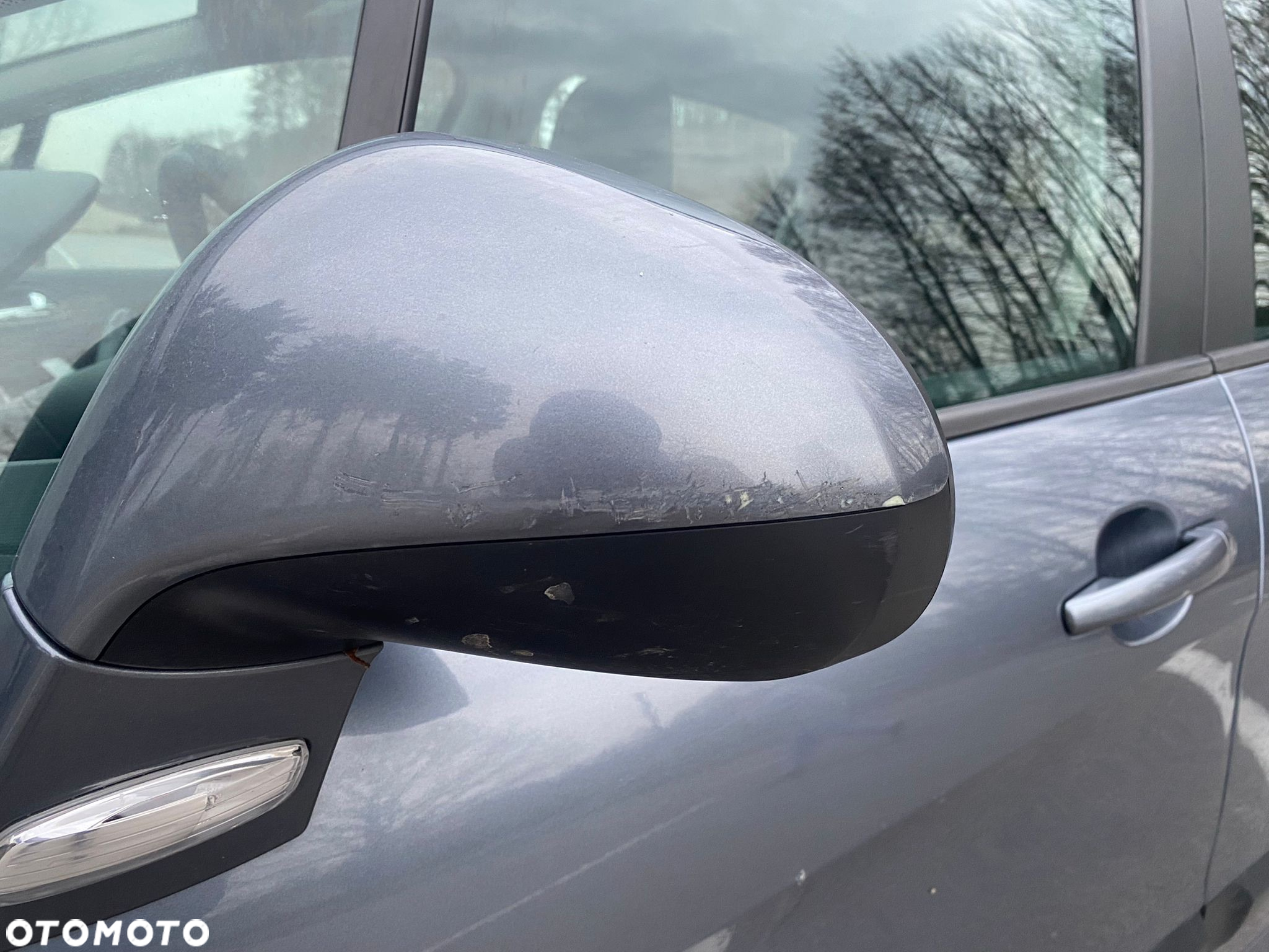 Peugeot 308 - 8
