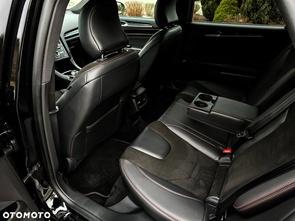 Ford Mondeo 2.0 EcoBlue ST-Line - 30