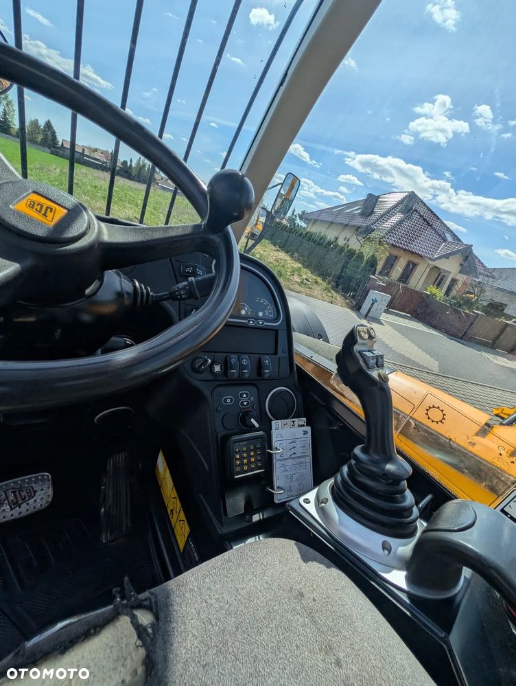 JCB 540V180 - 6