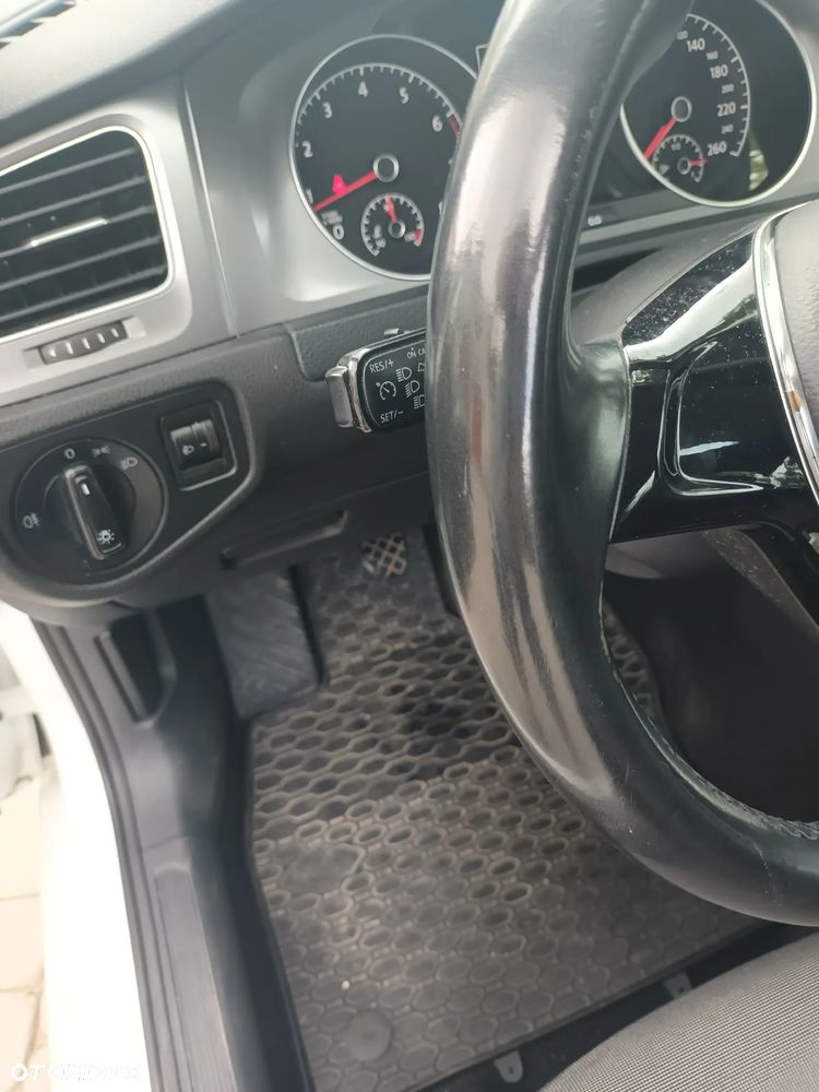 Volkswagen Golf 1.2 TSI BMT Trendline - 15