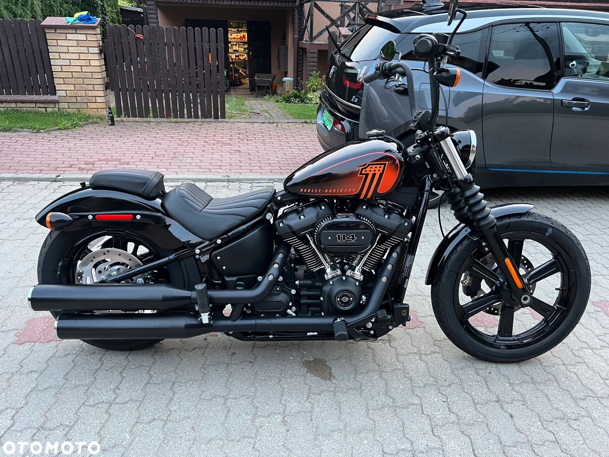 Harley-Davidson Softail Street Bob - 2