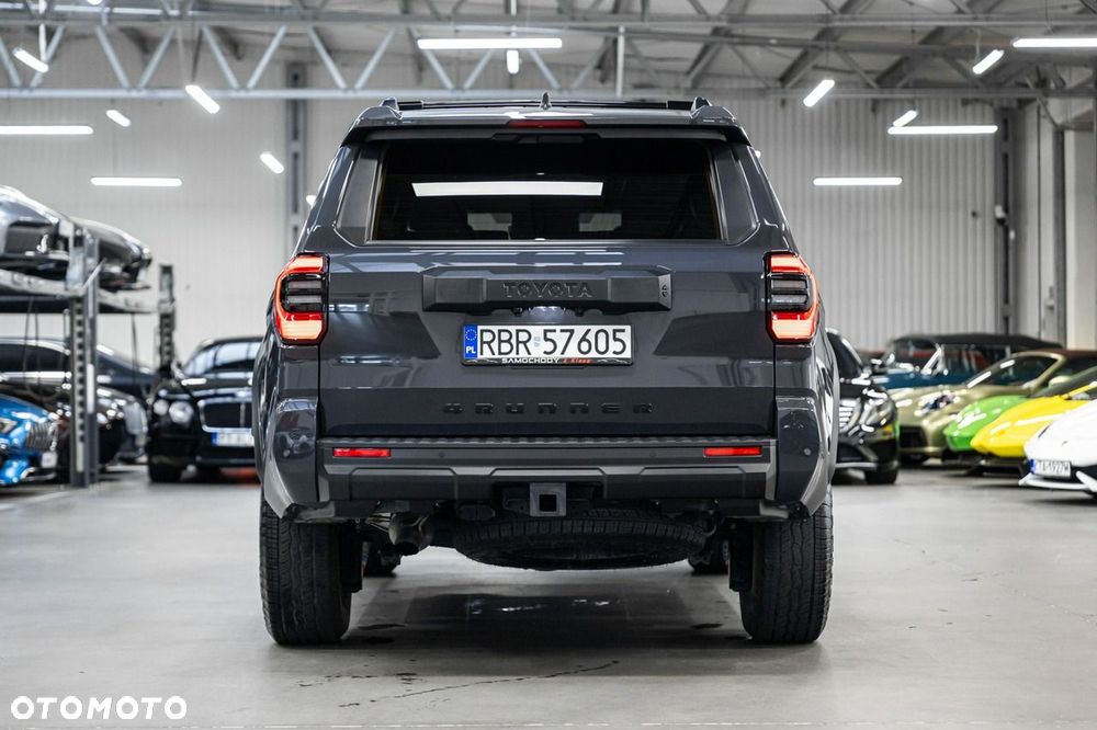 Toyota 4-Runner - 7