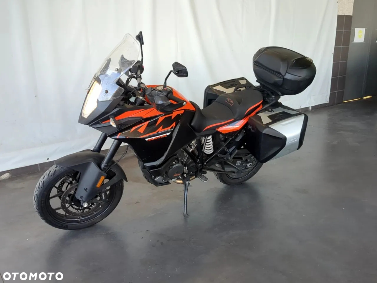 KTM Adventure - 2