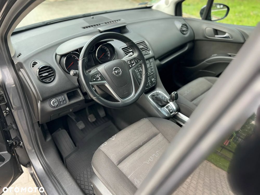 Opel Meriva 1.4 T Cosmo - 11